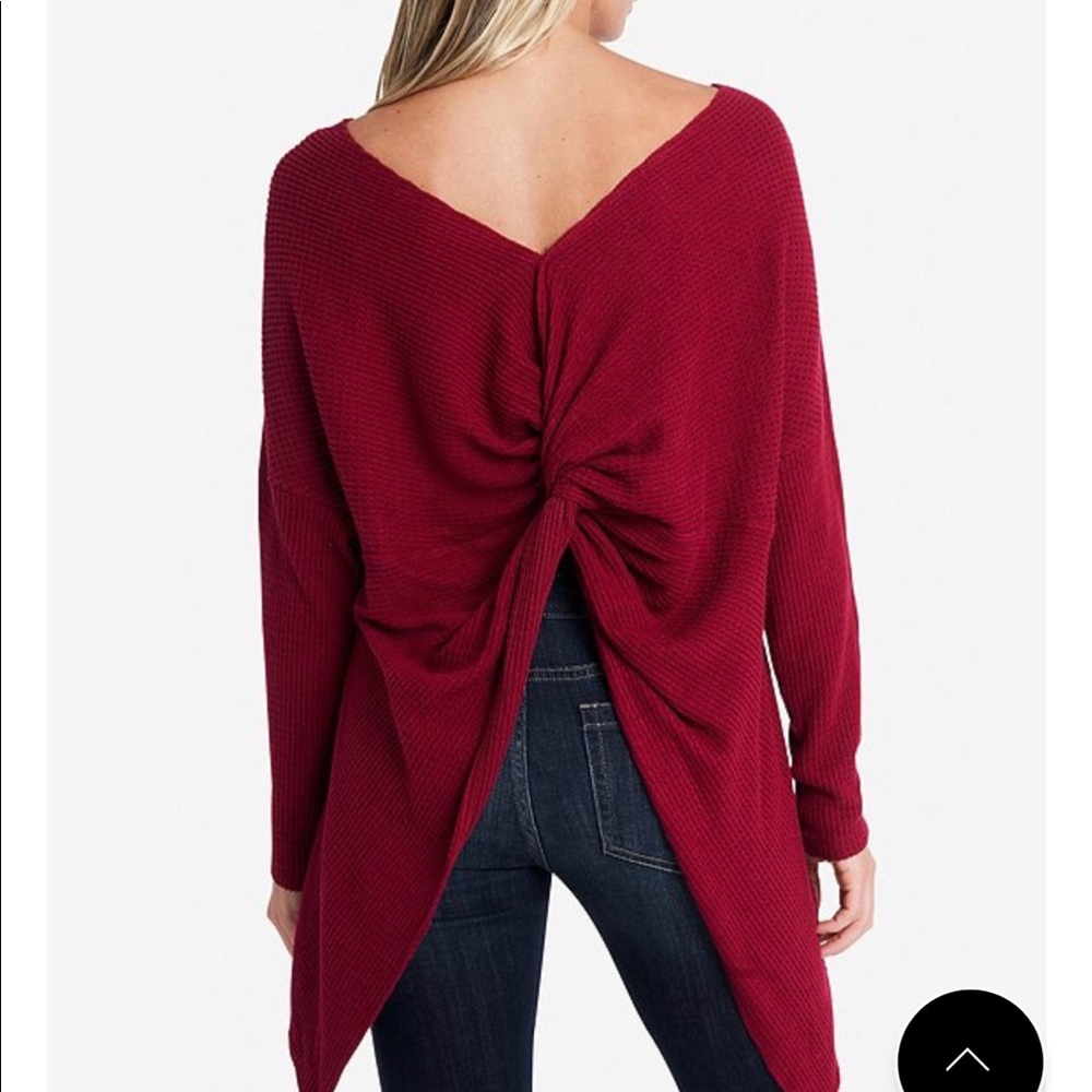 Ladies twist back shirt